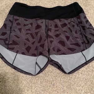 Lulu lemon speed up shorts